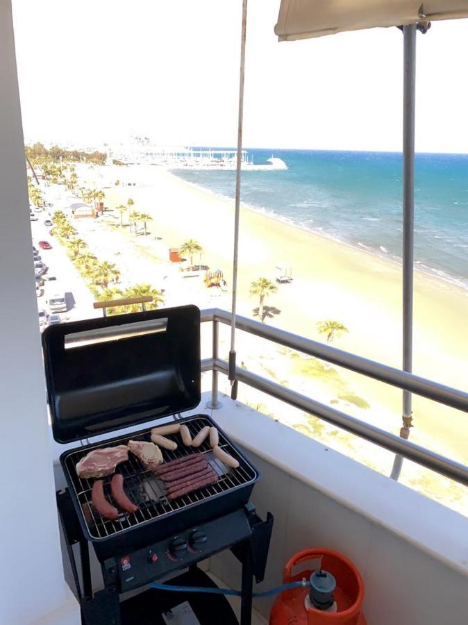 Larnaca Room, 50M To The Finikoudes Beach Exterior photo
